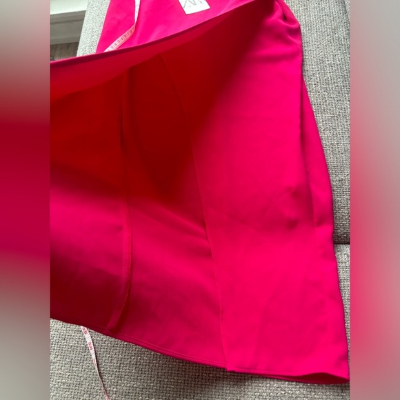 Brand new fushia Zara Midi dress with slit M brand new with tag on ! - Picture 8 of 9